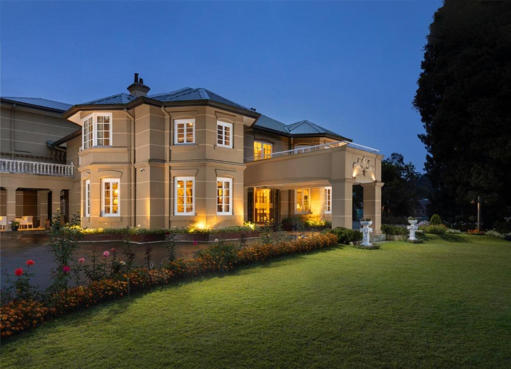 هتل وستبری پالاس